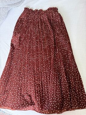 Brown and white polkadot skirt
